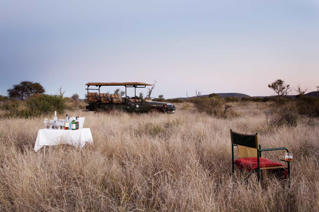 Sundowner - Molori Safari Lodge