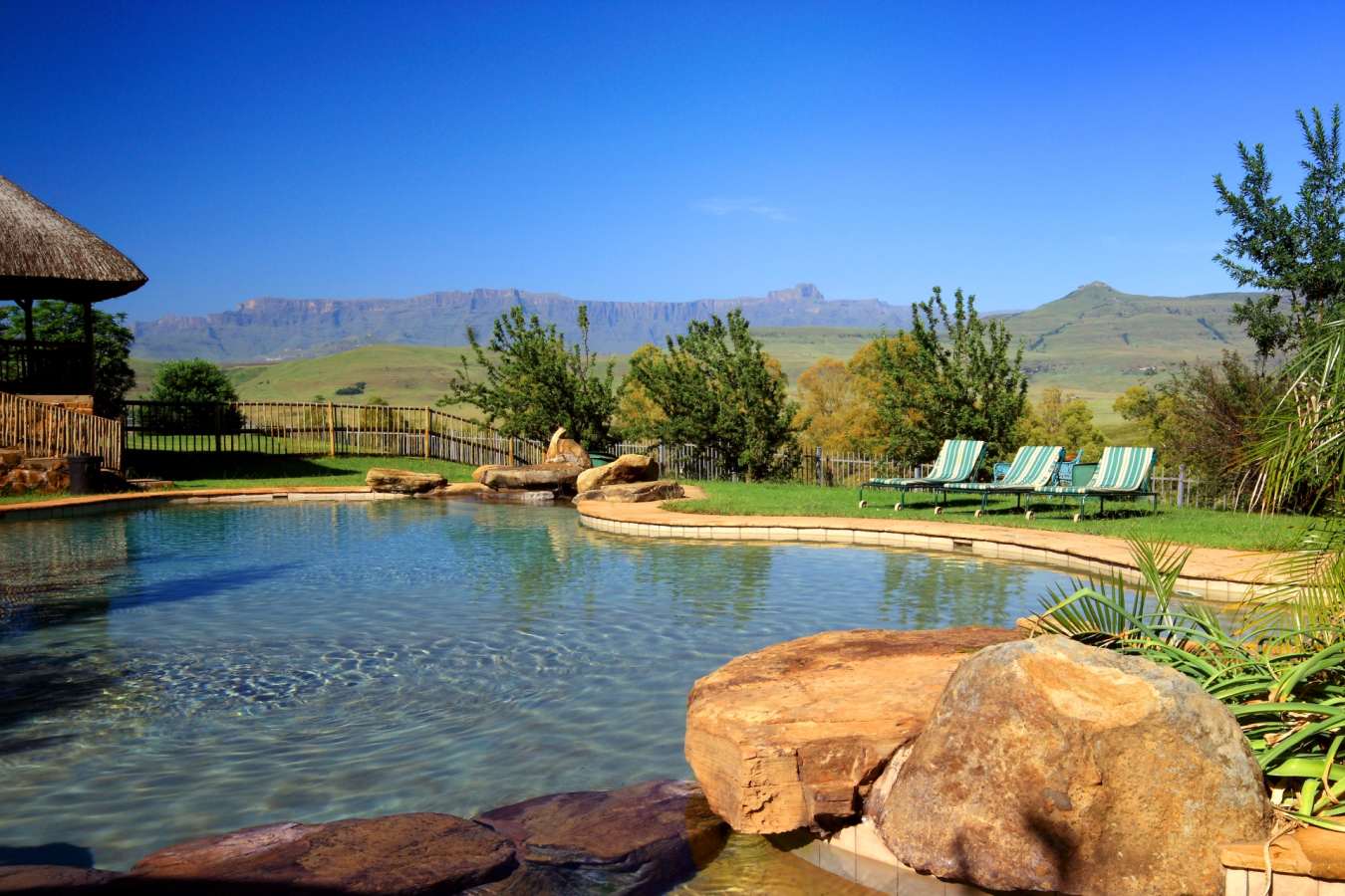 Montusi Pool - Montusi Mountain Lodge
