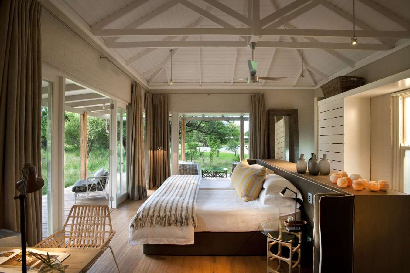 Beautiful bedroom - Morukuru Farm House