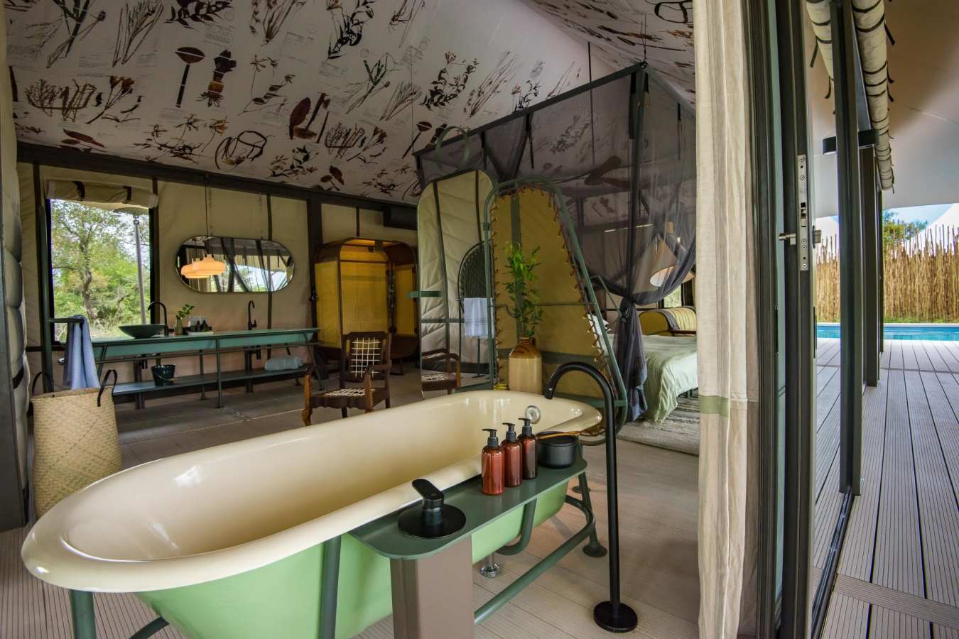Free standing bathtub in room