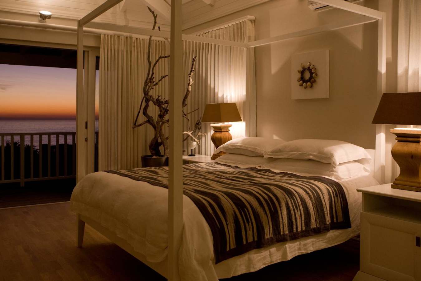 Penthouse main bedroom - Sea Five