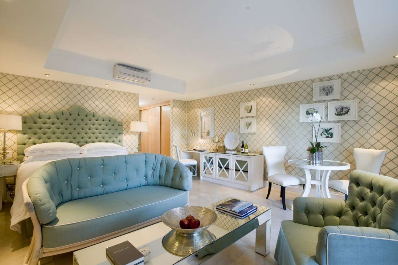 A Luxury Room - Twelve Apostles