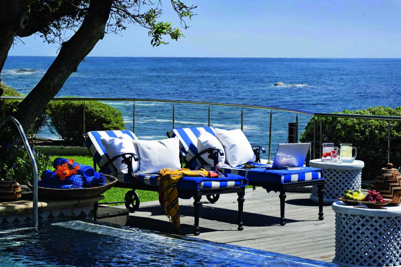 Atlantic Terrace - Twelve Apostles