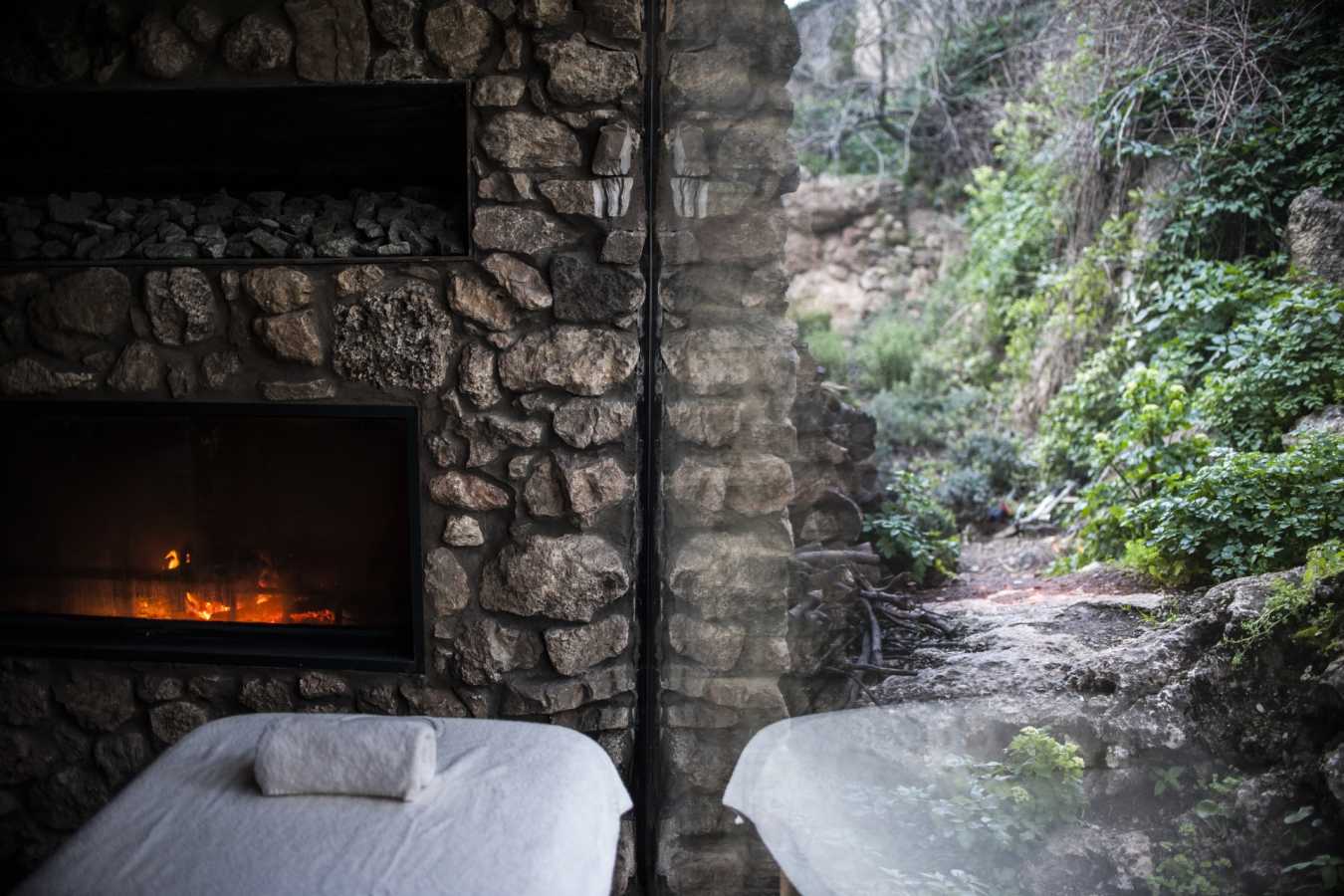 Spa treatment room - Finca La Donaira
