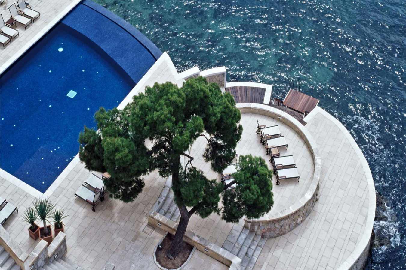 Deluxe Infinity Pool - Hospes Maricel