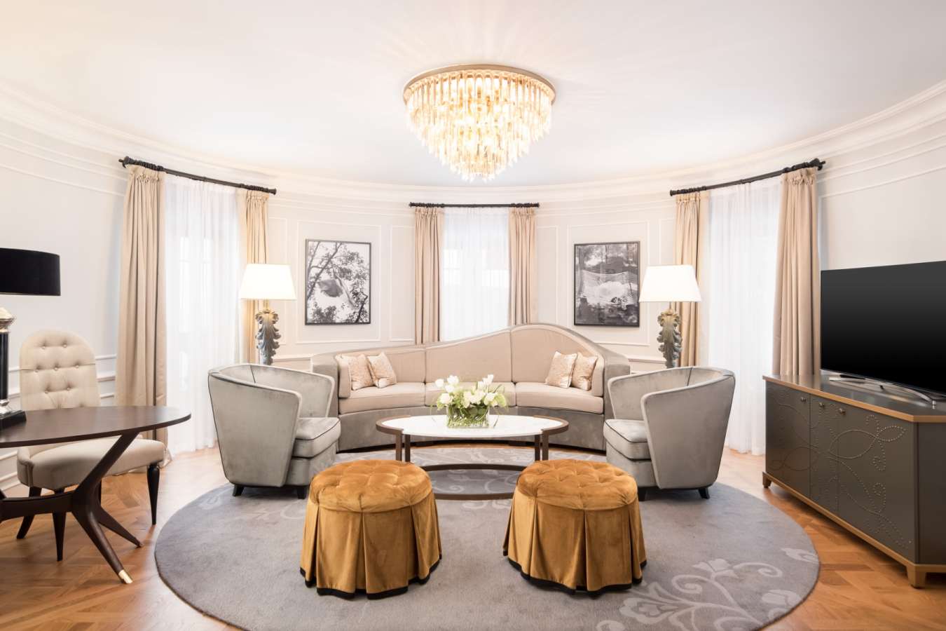 Royal Suite living room - Hotel Maria Cristina