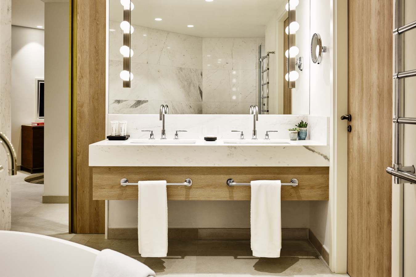 Deluxe Suite Bathroom - Nobu Hotel Ibiza Bay
