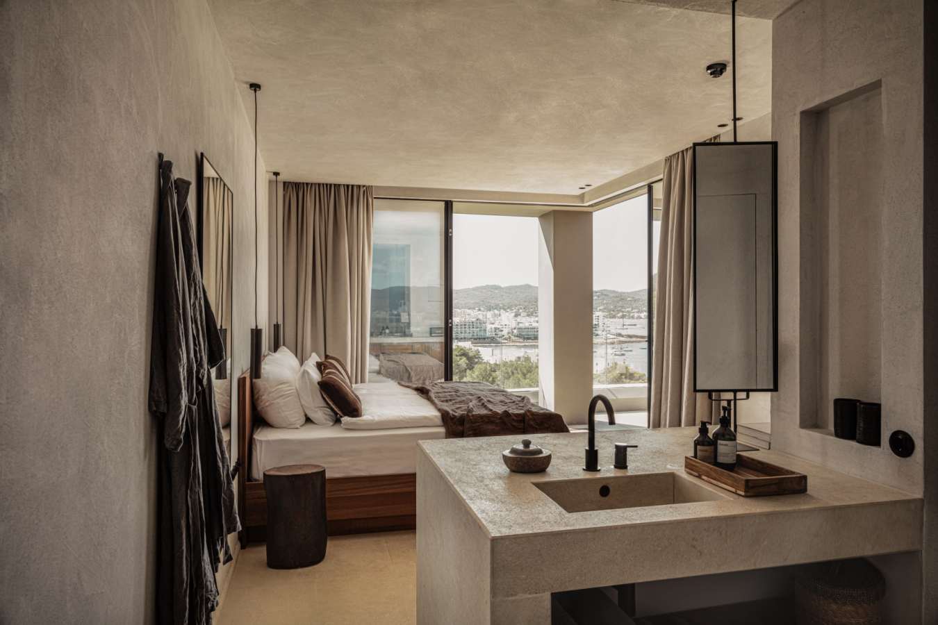 Penthouse Room