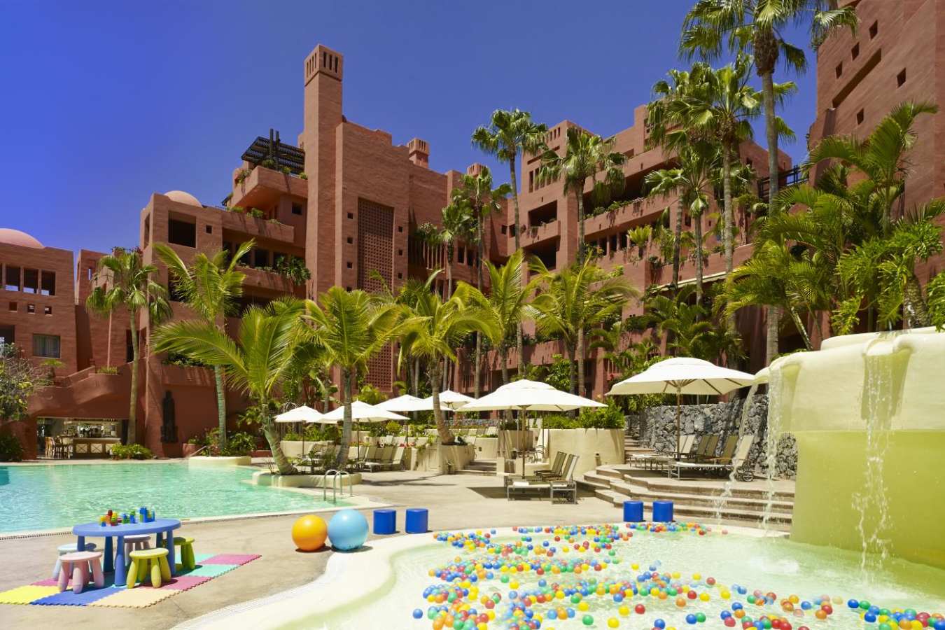 Family and kids' pool - Ritz-Carlton, Abama