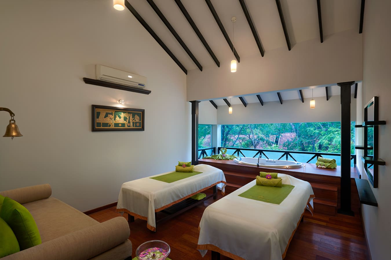 Lodge spa