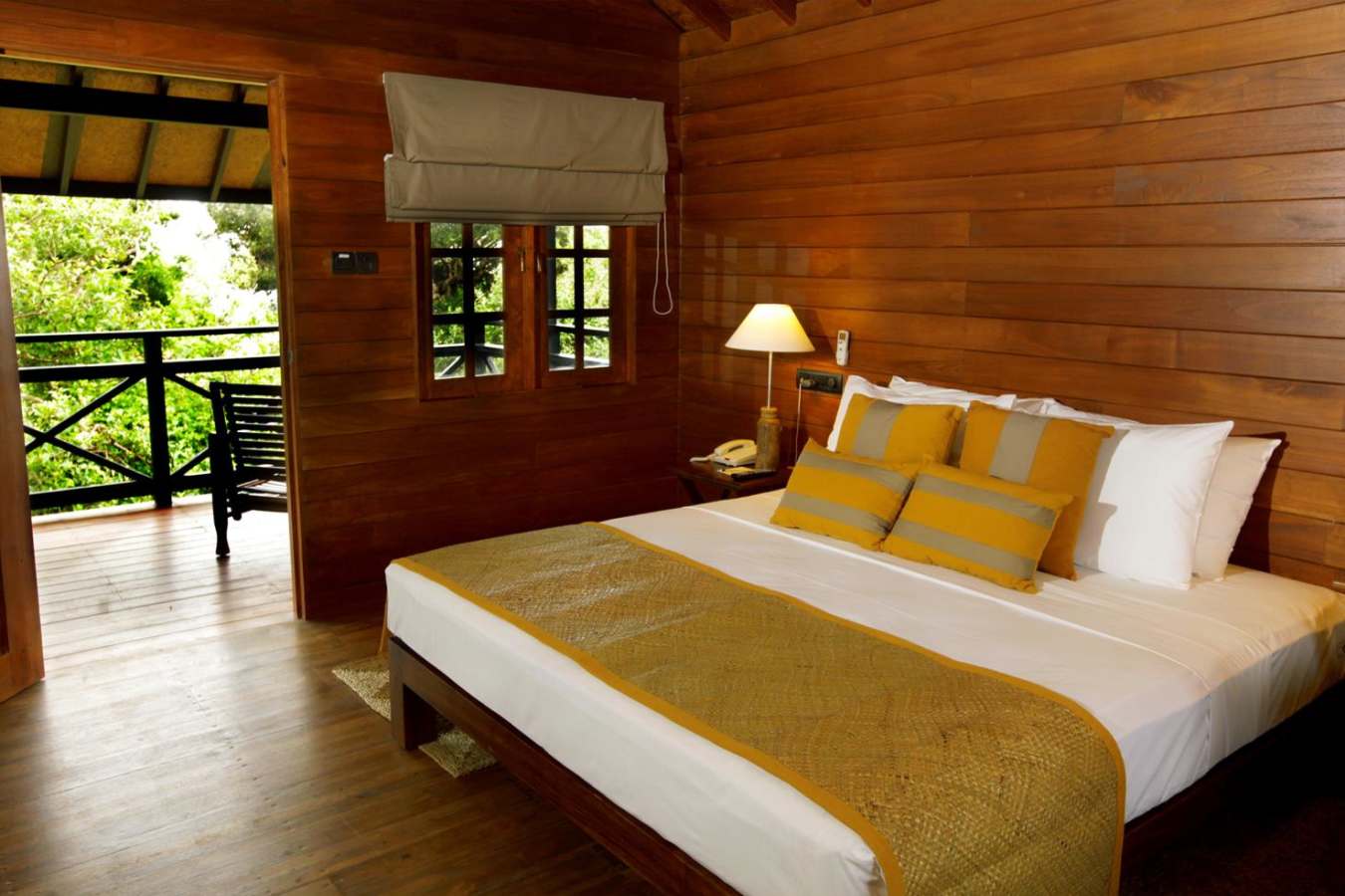 Beach Chalet - Cinnamon Wild