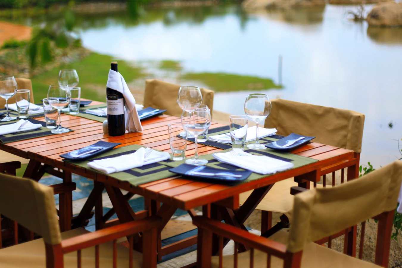 Dining by the Lake - Cinnamon Wild