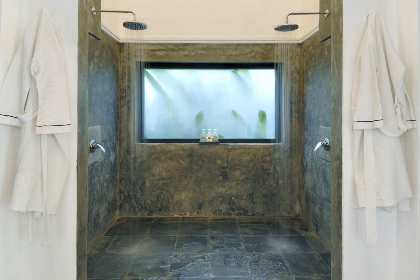 Araliya - Kahanda Kanda