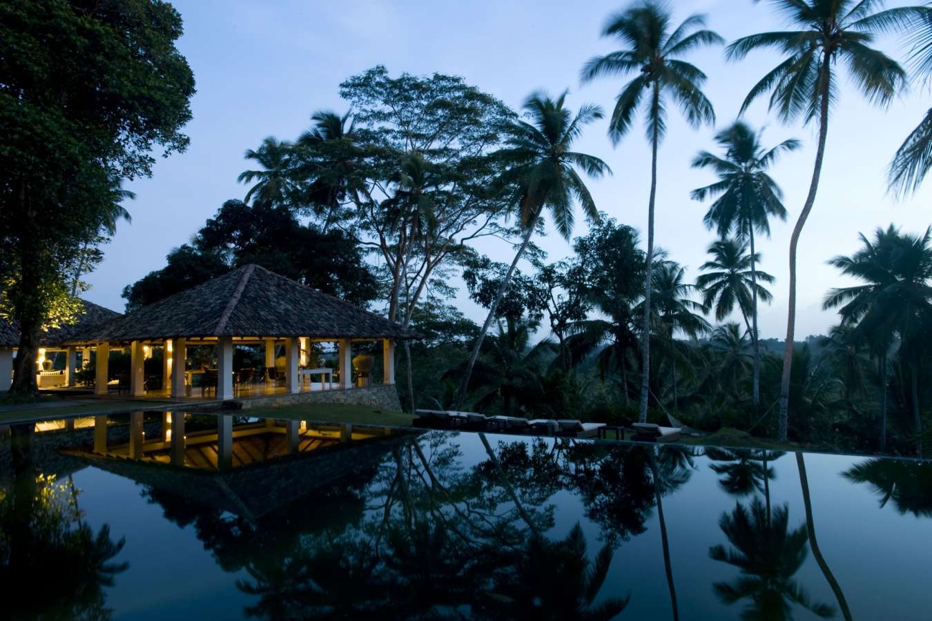 Evening dining - Kahanda Kanda