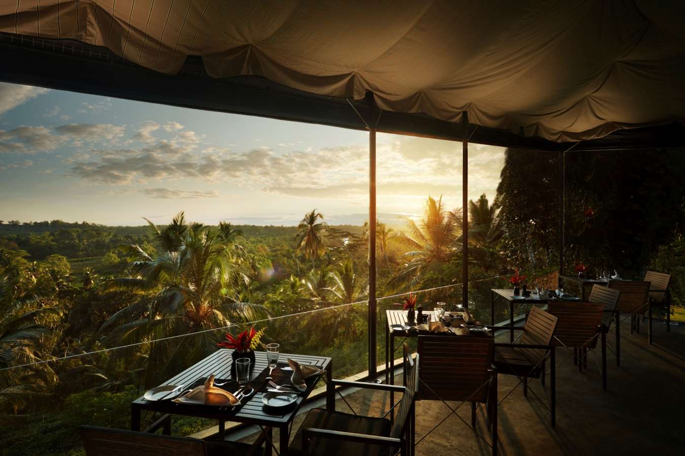 Dining - Kahanda Kanda