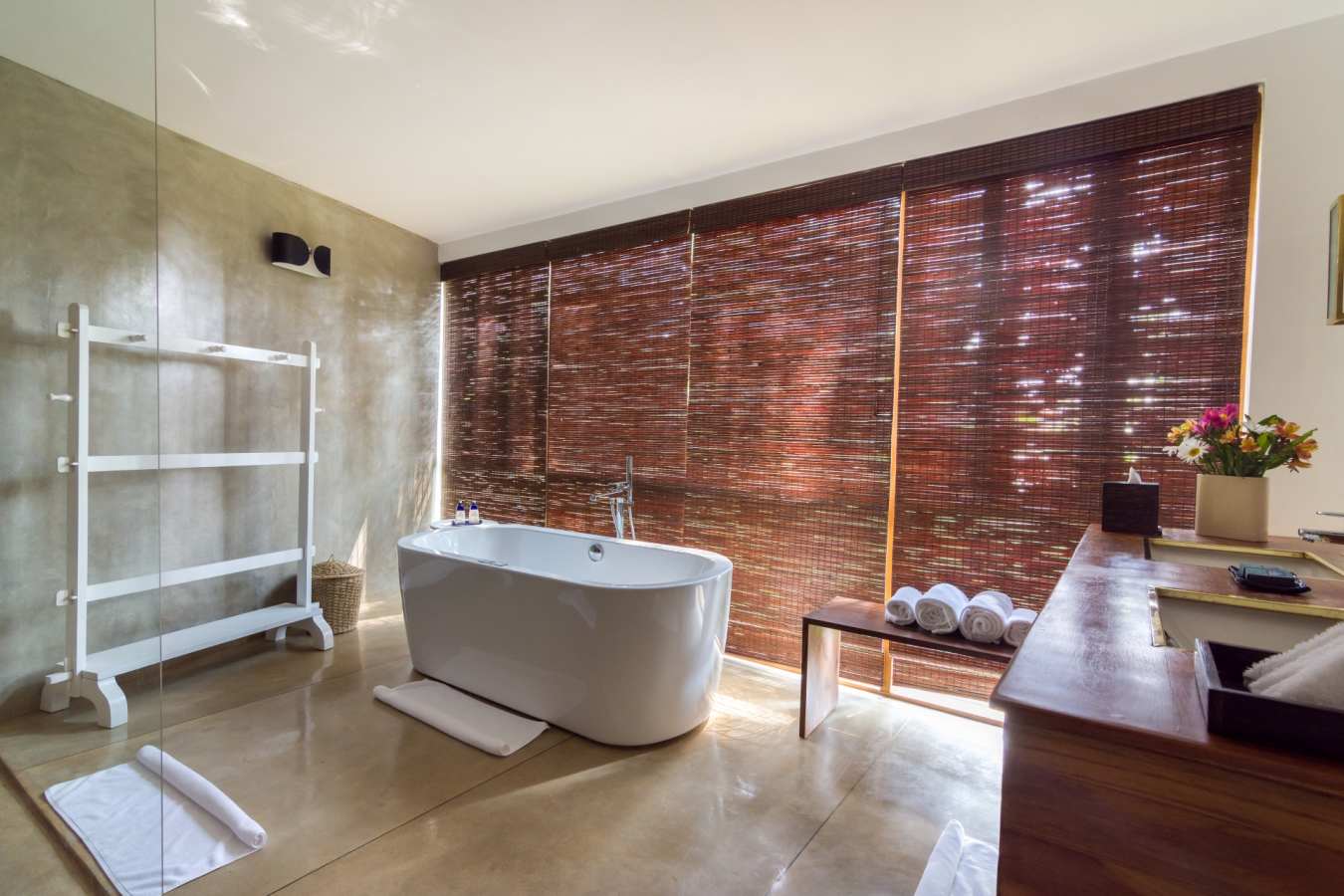 Bathroom - Kings Pavilion Kandy