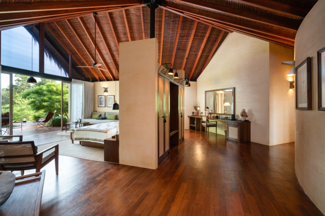 Superior Room Layout - Taru Villas Villu