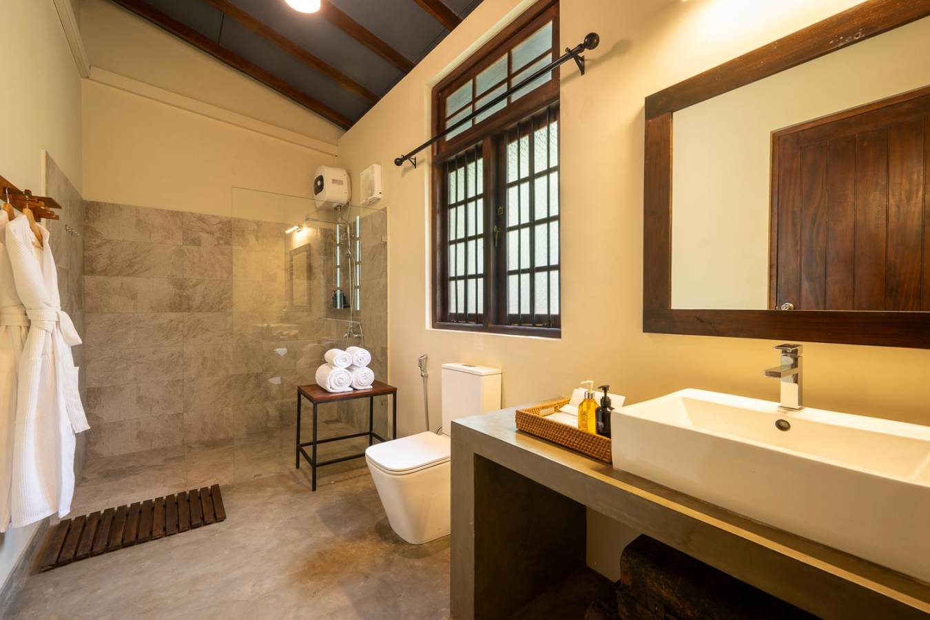 Bathroom - Wardens House 