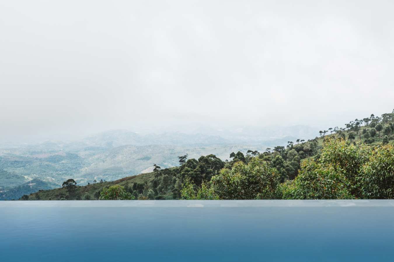 Infinity pool