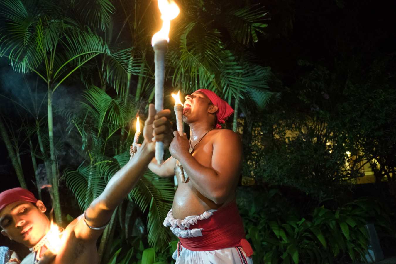 Kandy Dancers - Why House