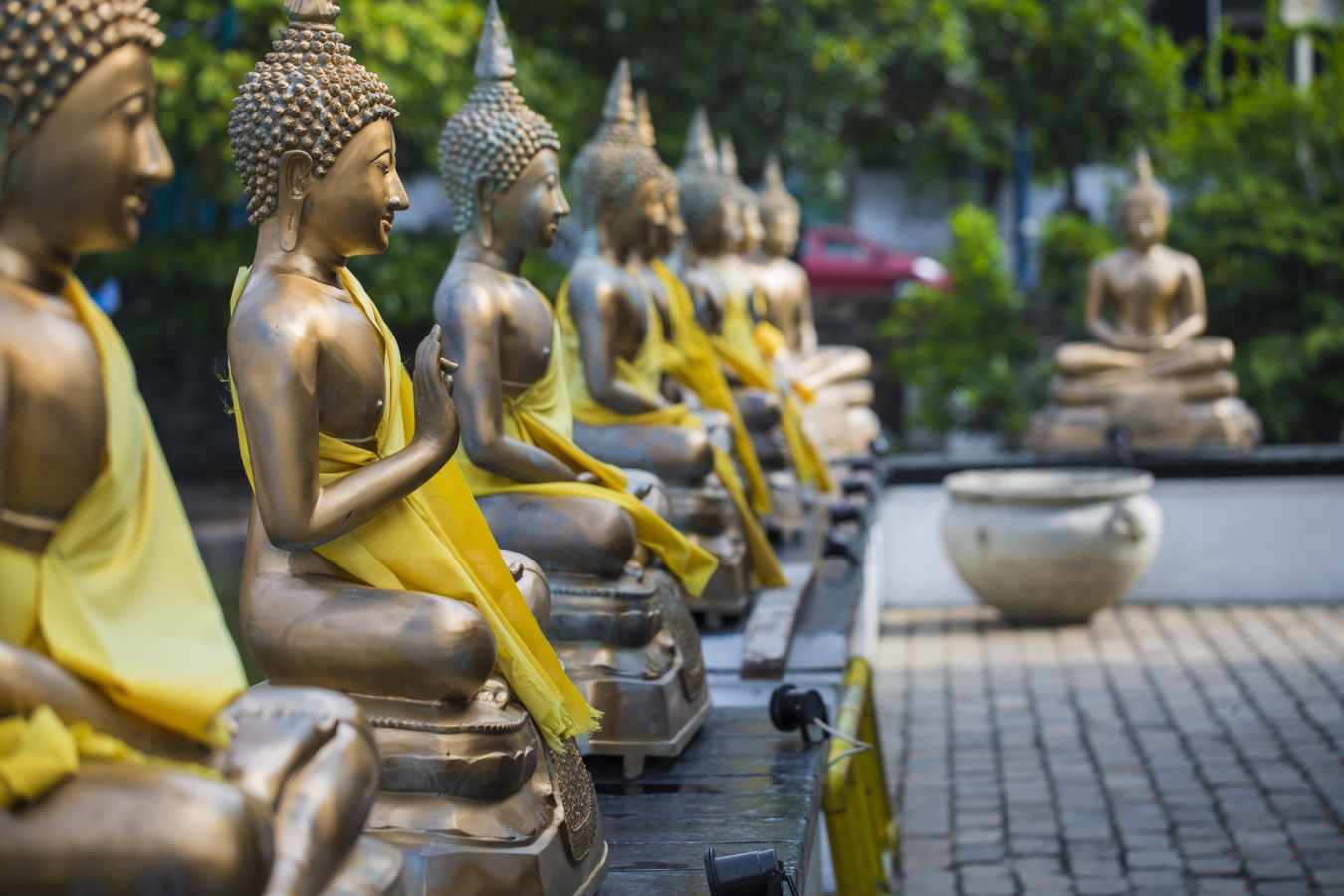 Prayers in Colombo
