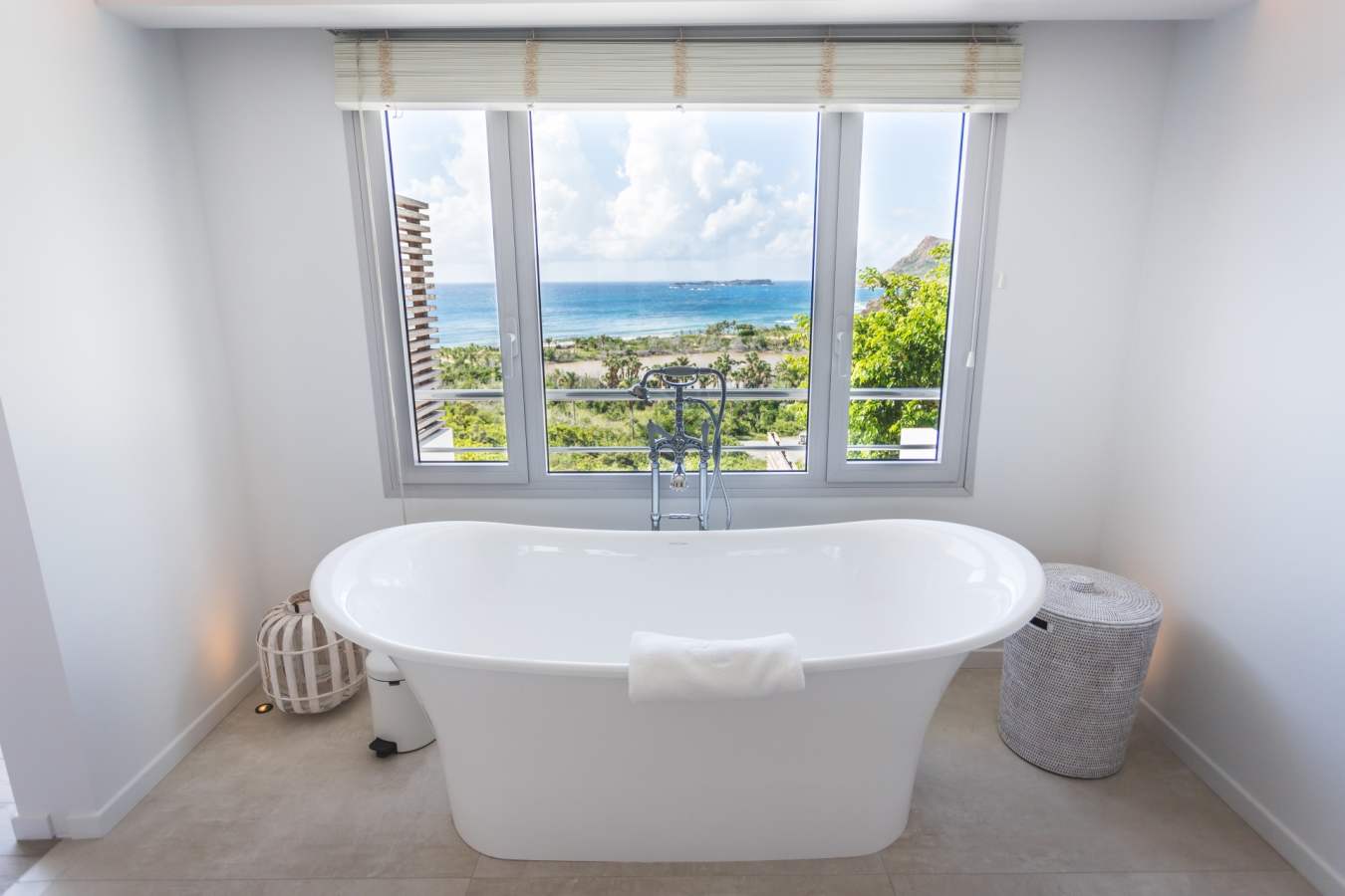 La Villa bathroom