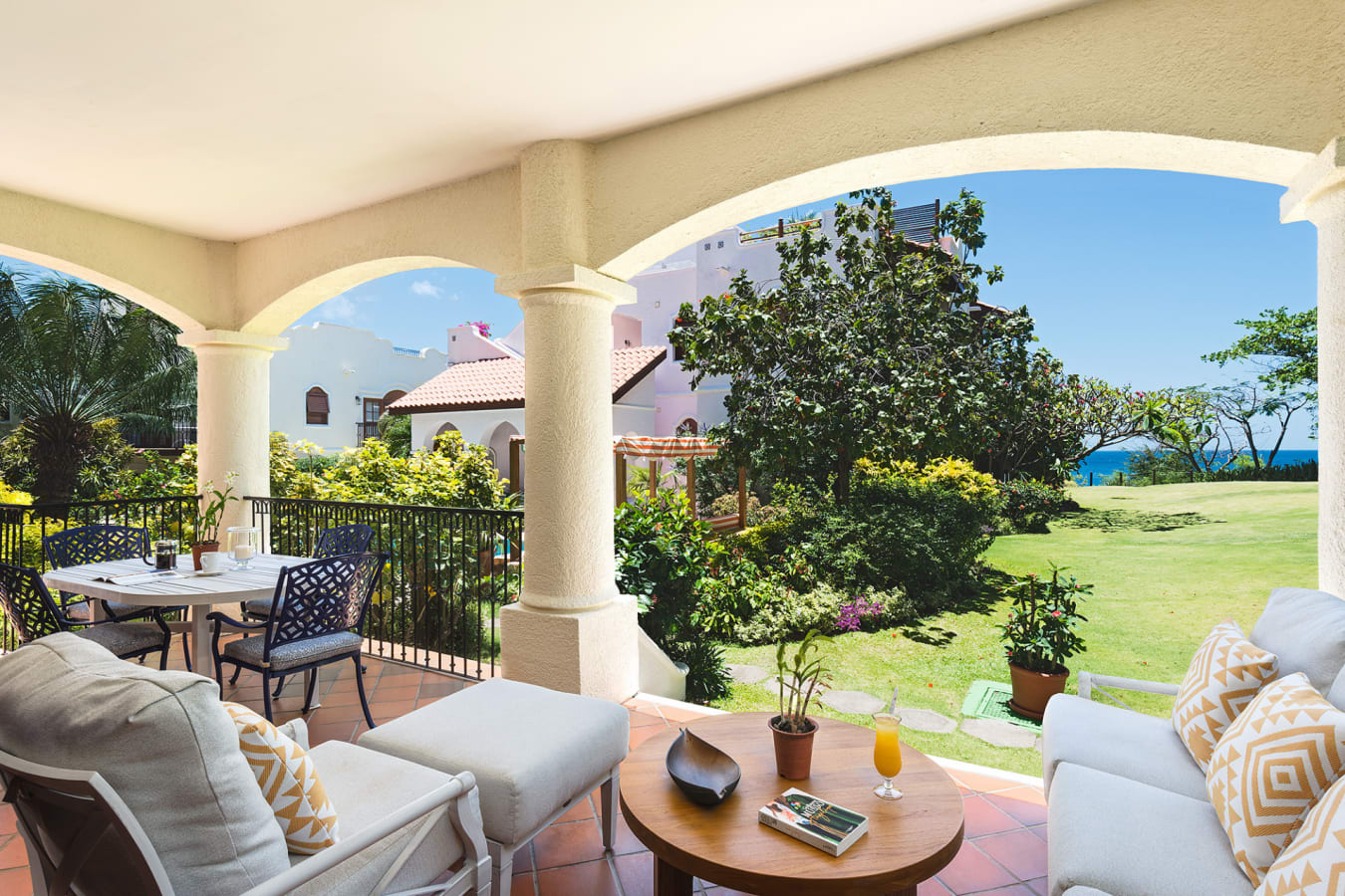 CourtyardSuiteTerrace 