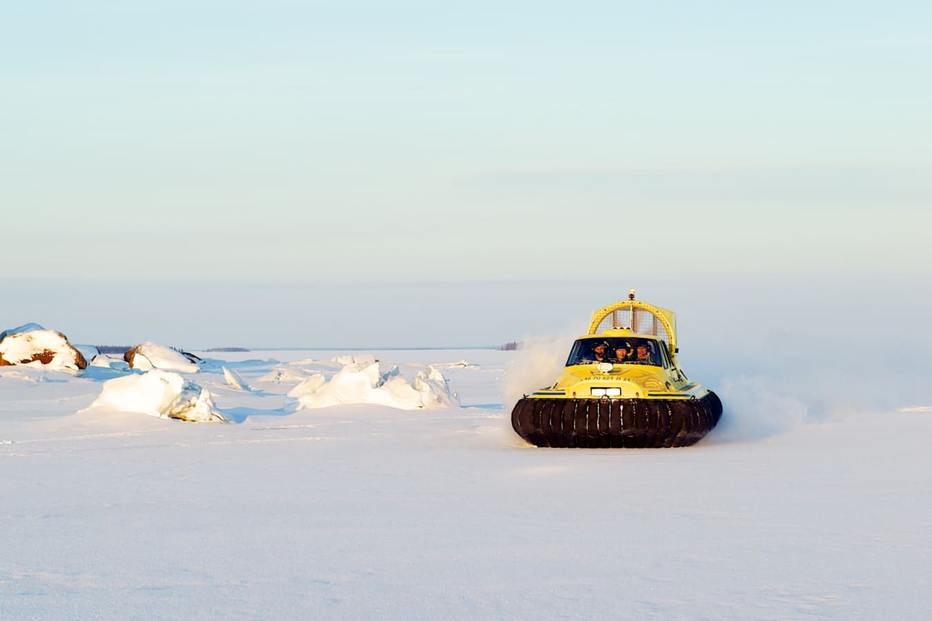 Hovercraft adventure - Pine Bay Lodge