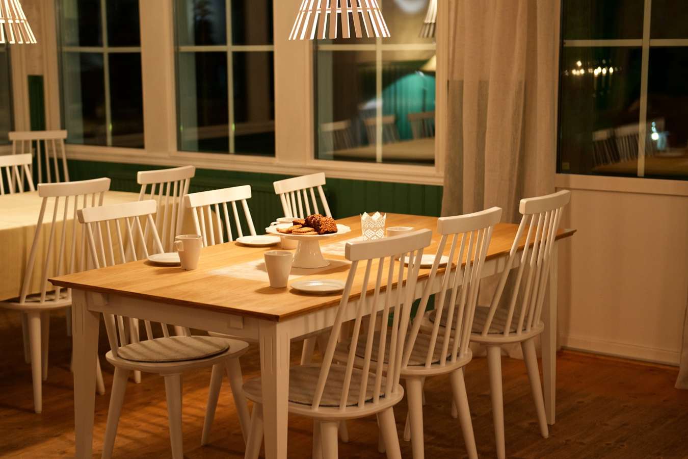 Dining room - Pine Bay Lodge