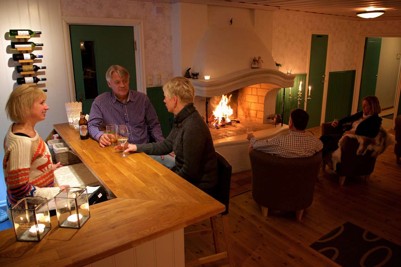 Bar - Pine Bay Lodge