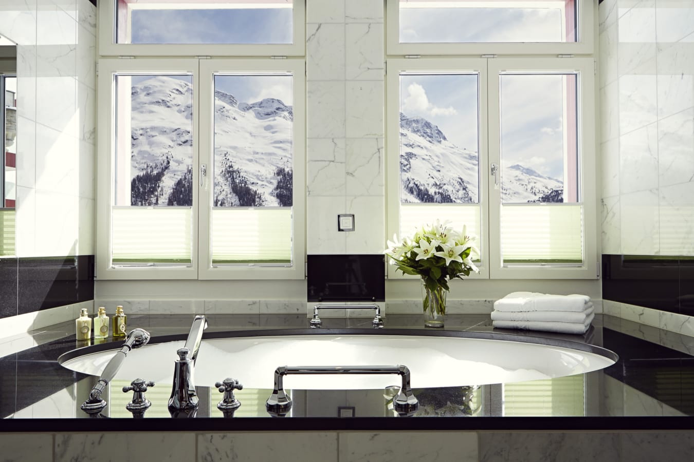 Mountain View Bath tub 