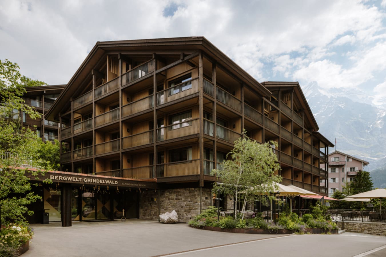 Building outside Summer