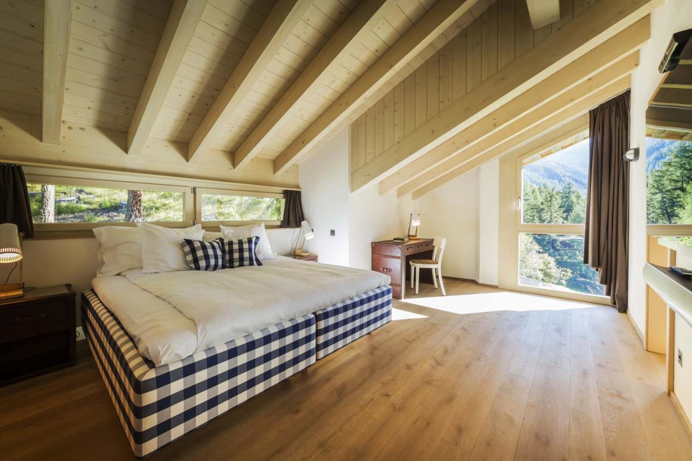 Roof room, Owner's Lodge - Cervo Moutain Resort Summer