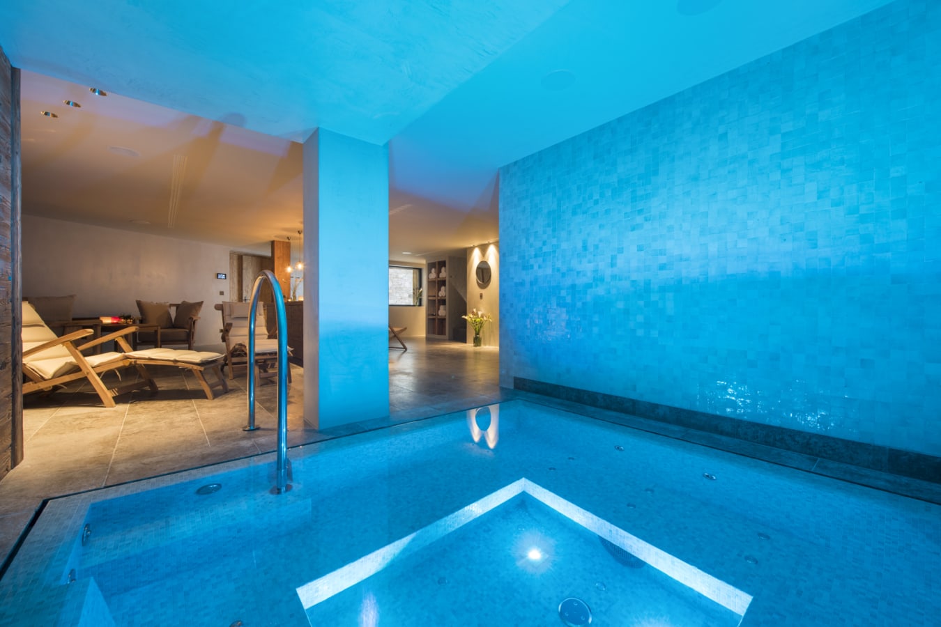 indoor pool