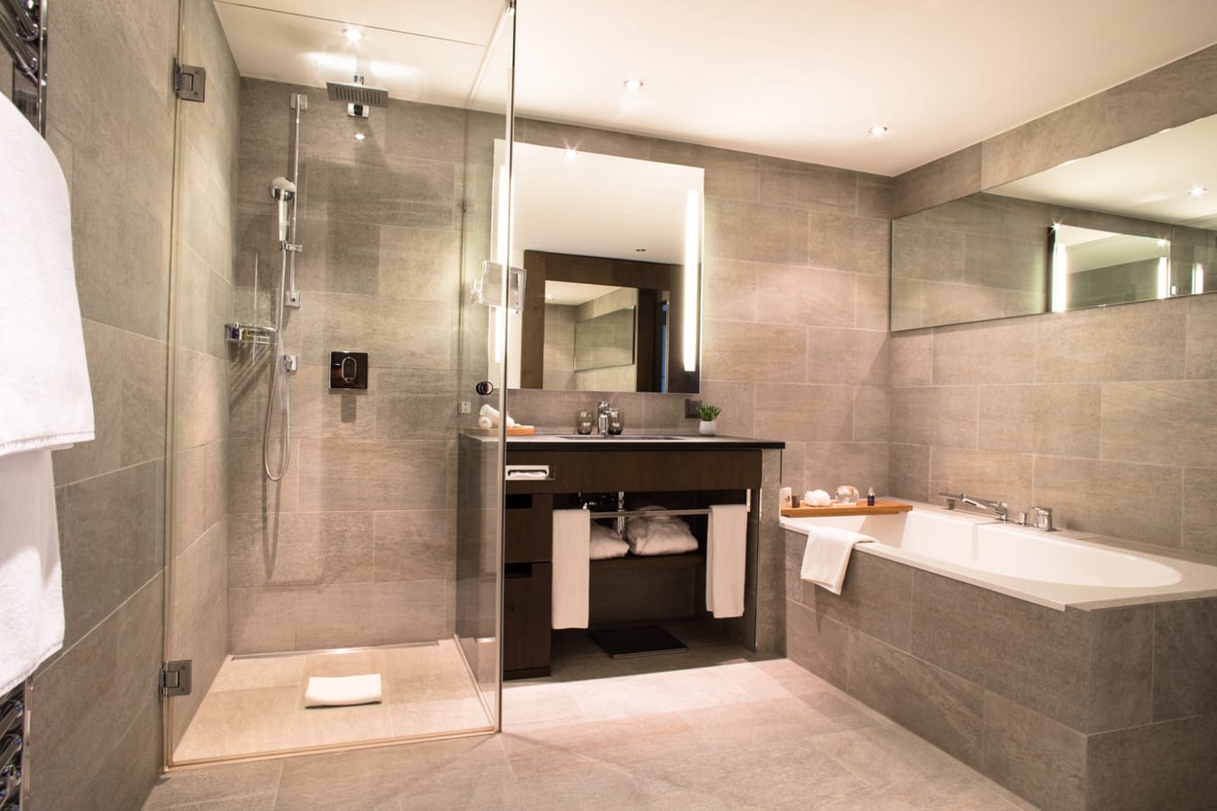 Prestige Suite