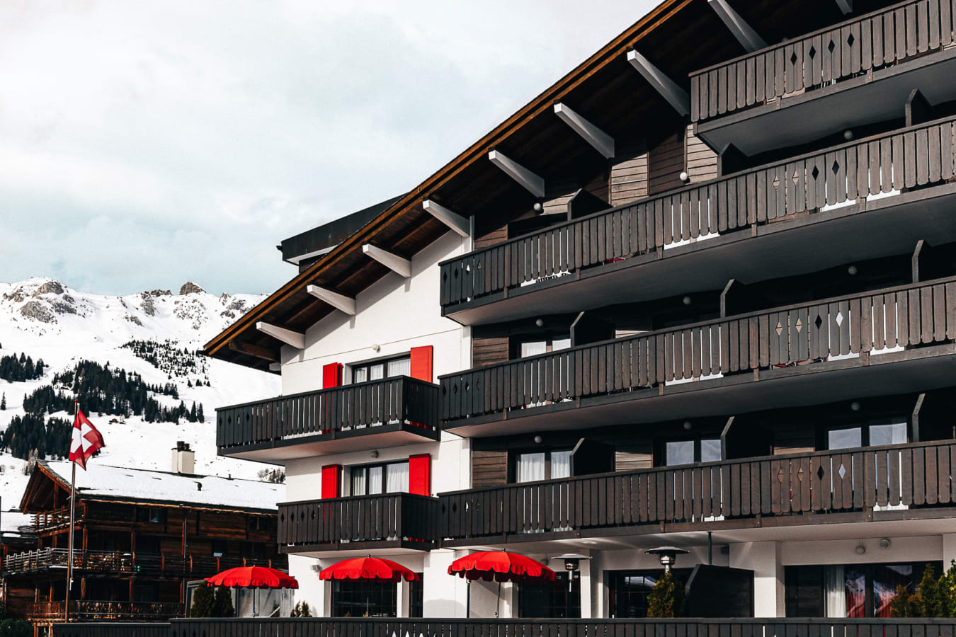 Exterior view with mountain