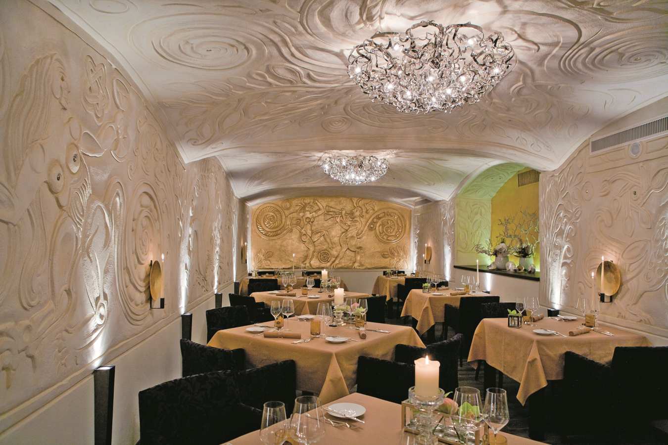 Ecco St Moritz Restaurant - Giardino Mountain