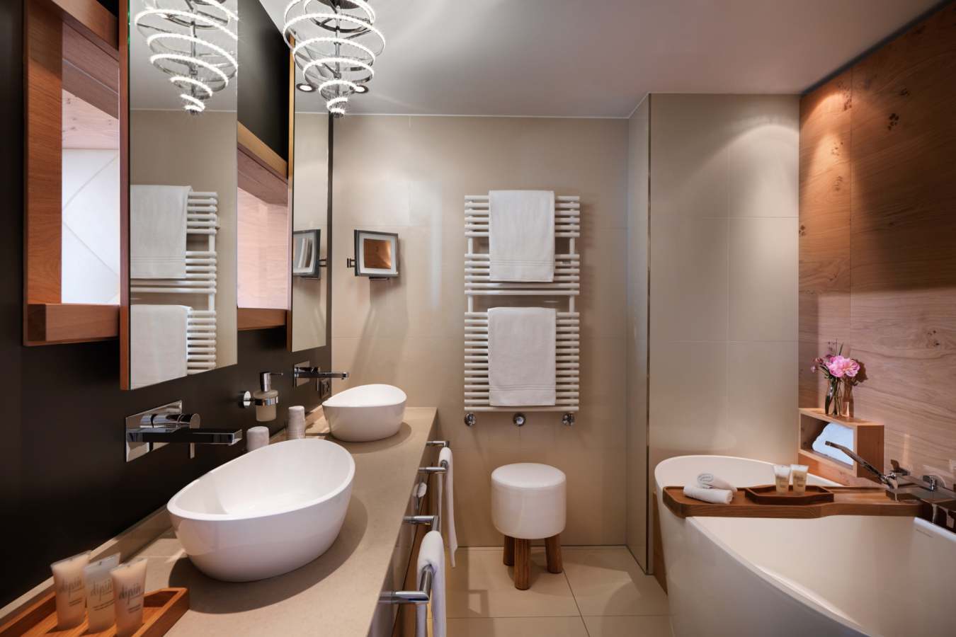 Suite Small Bathroom - Giardino Mountain