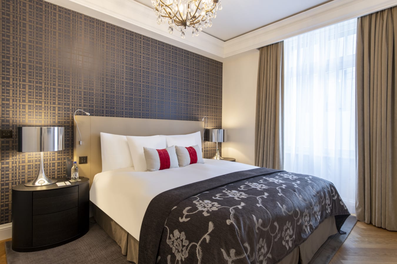 Junior Suite Bedroom