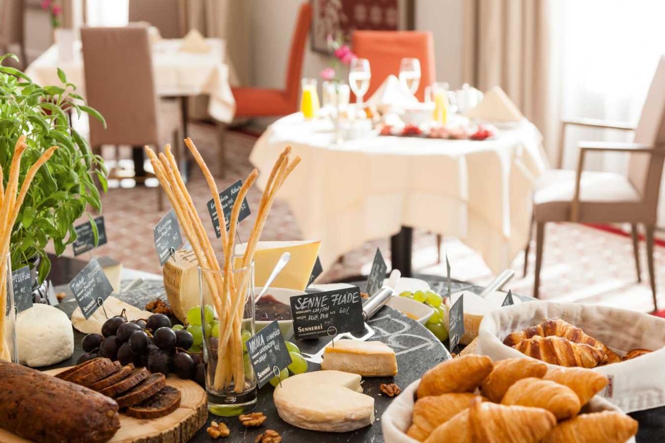 Breakfast - Kempinski Grand Hotel des Bains