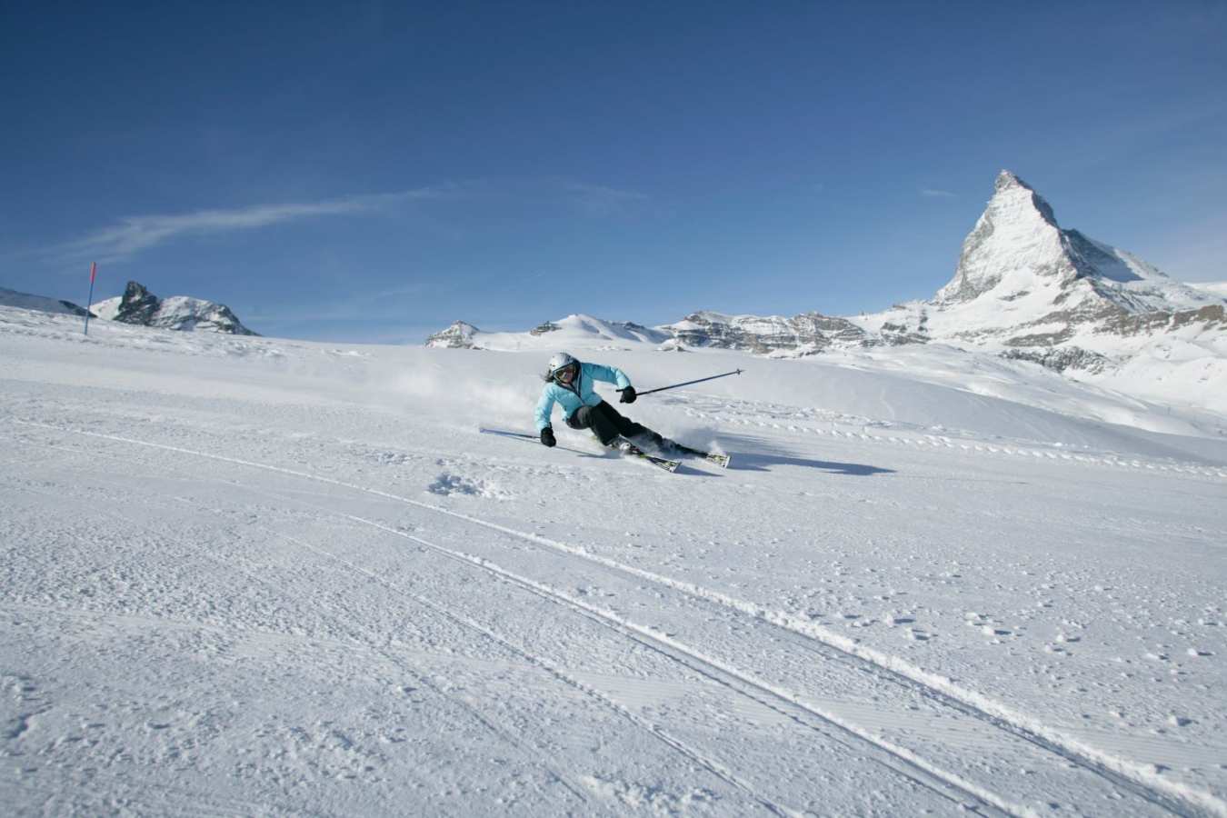 Skiing from Gornergrat - La Vue
