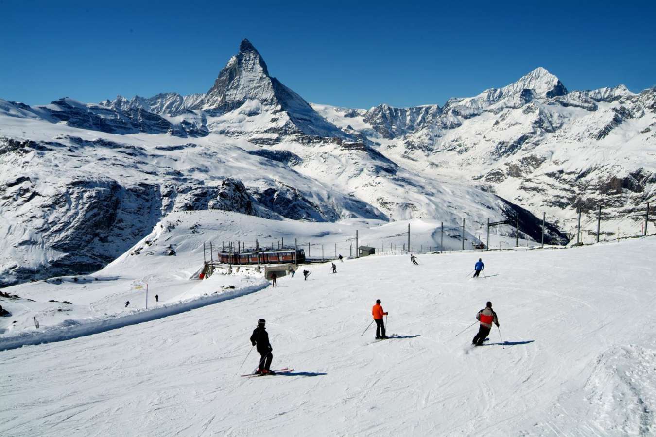 Skiing from Gornegrat - La Vue