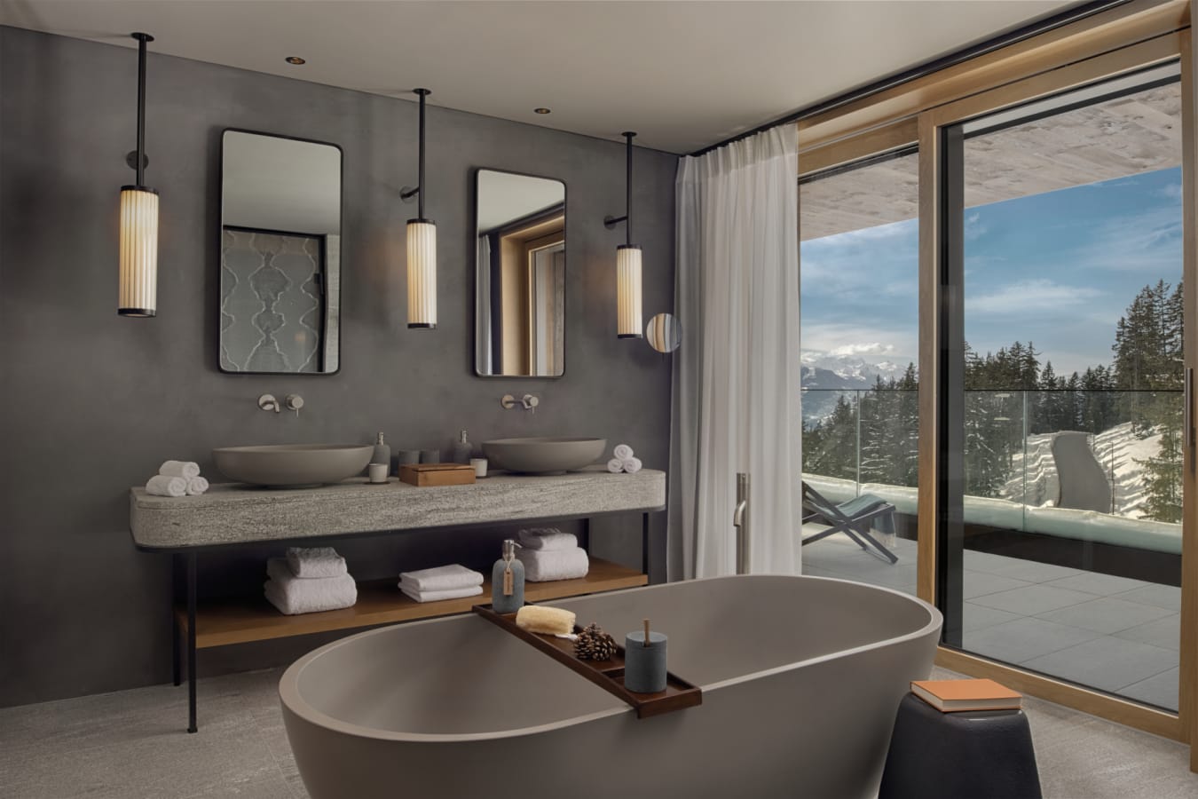 Suite Bathroom 
