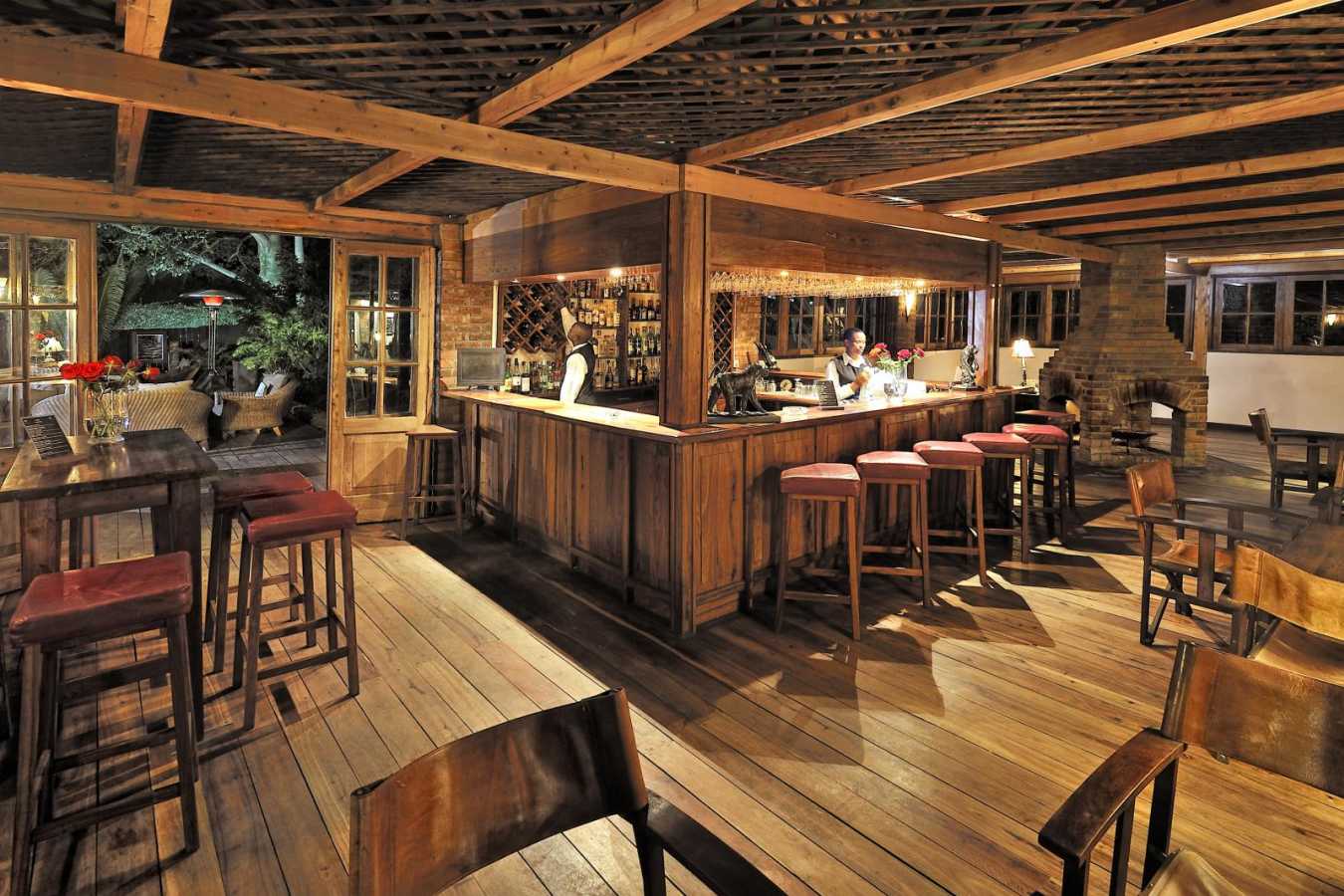 Hotel Bar - Arusha Coffee Lodge