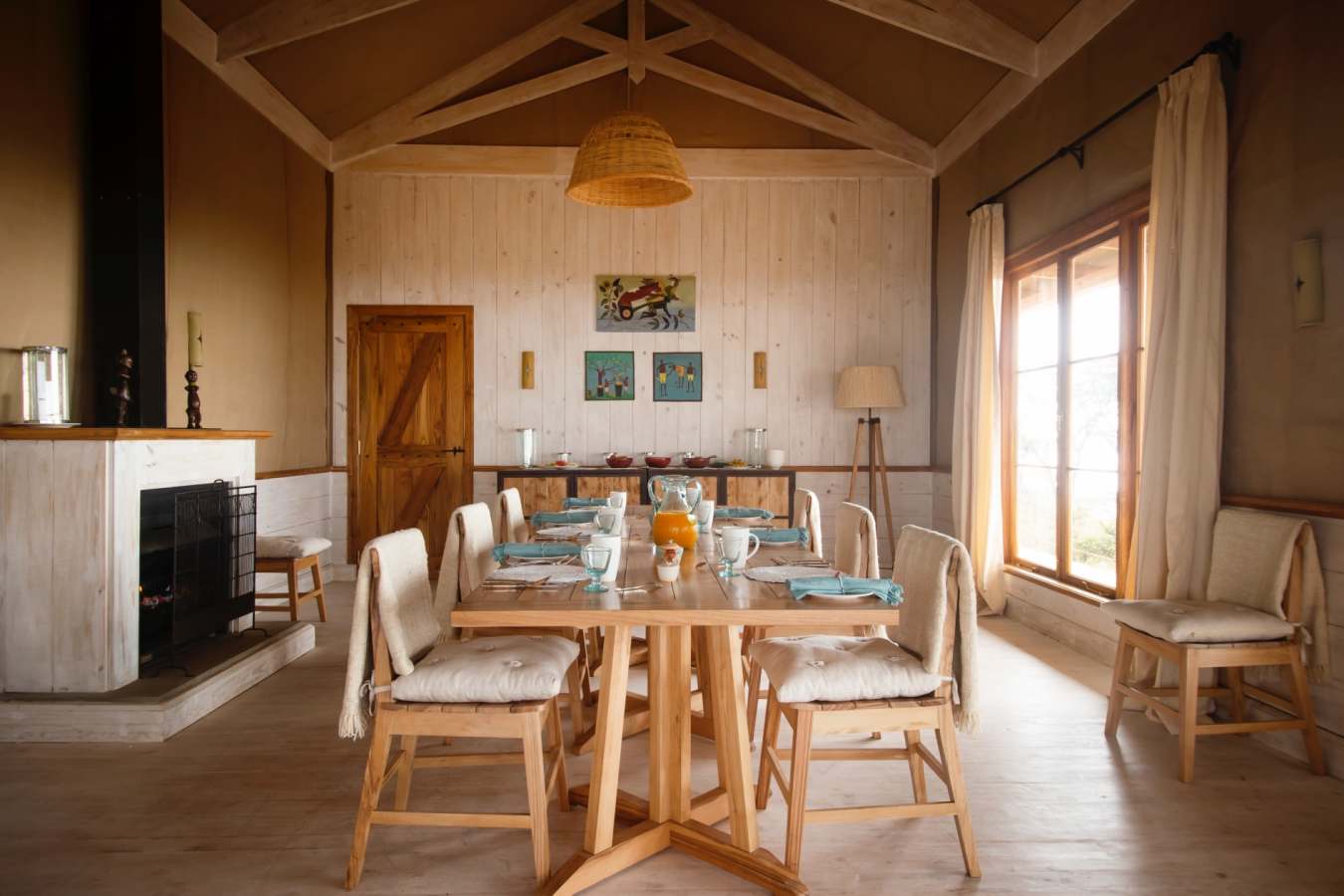 Dining at Entamanu Private