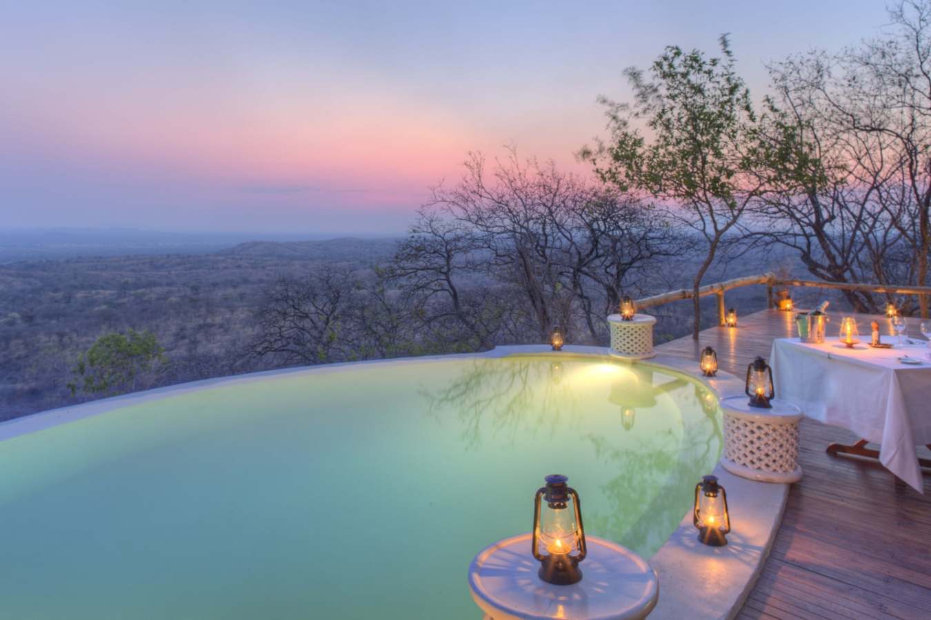 Poolside dining - Ikuka Safari Camp