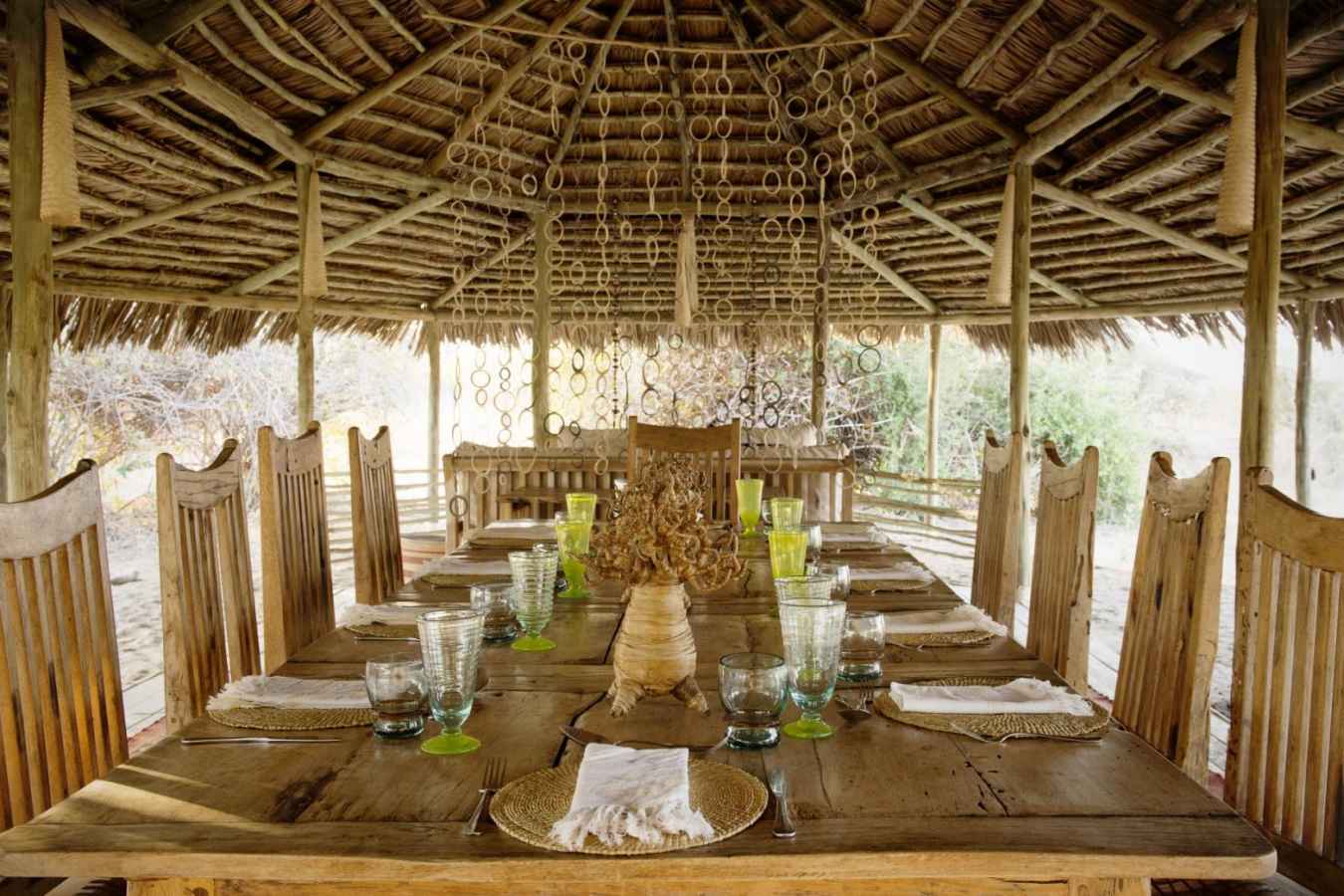 Dining table - Kigelia Ruaha