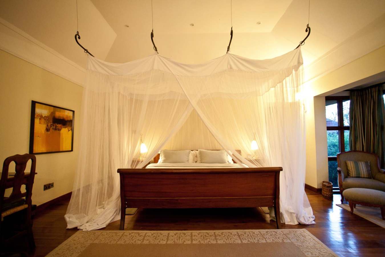 Cottage bedroom - Legendary Lodge