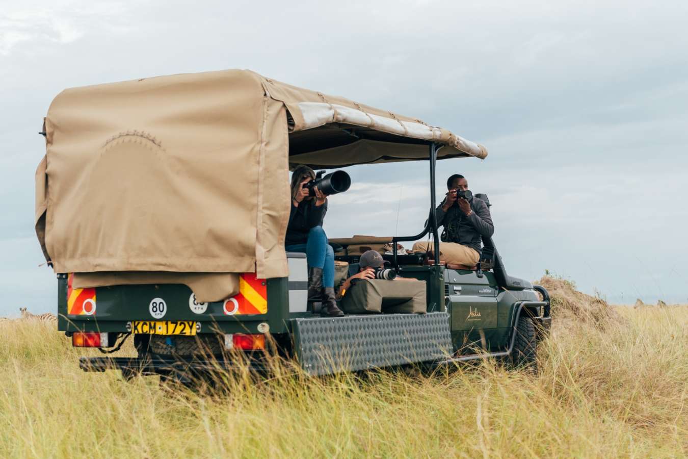 Photography vehicle at Namiri Plains