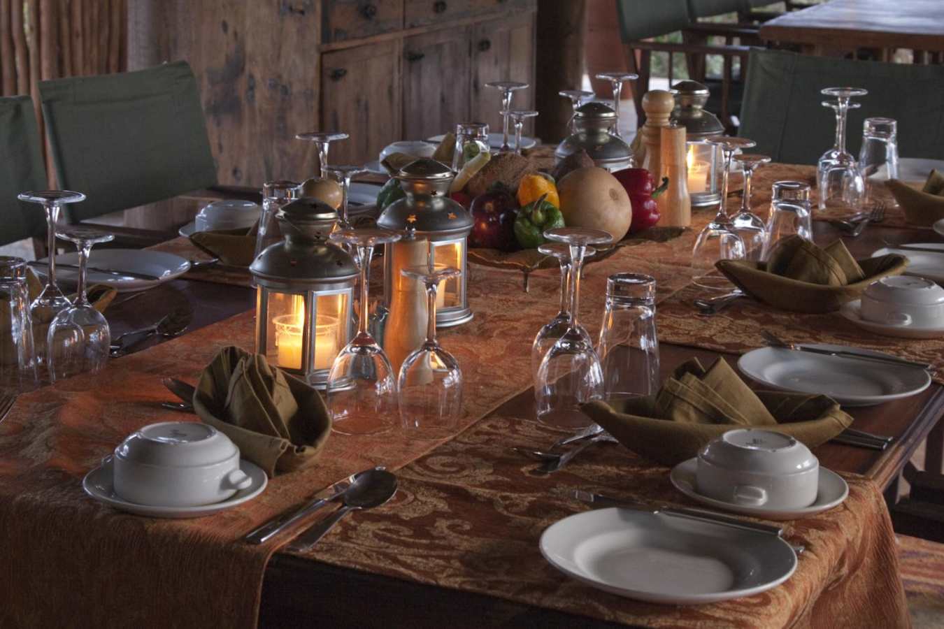 Dining table - Oliver's Camp